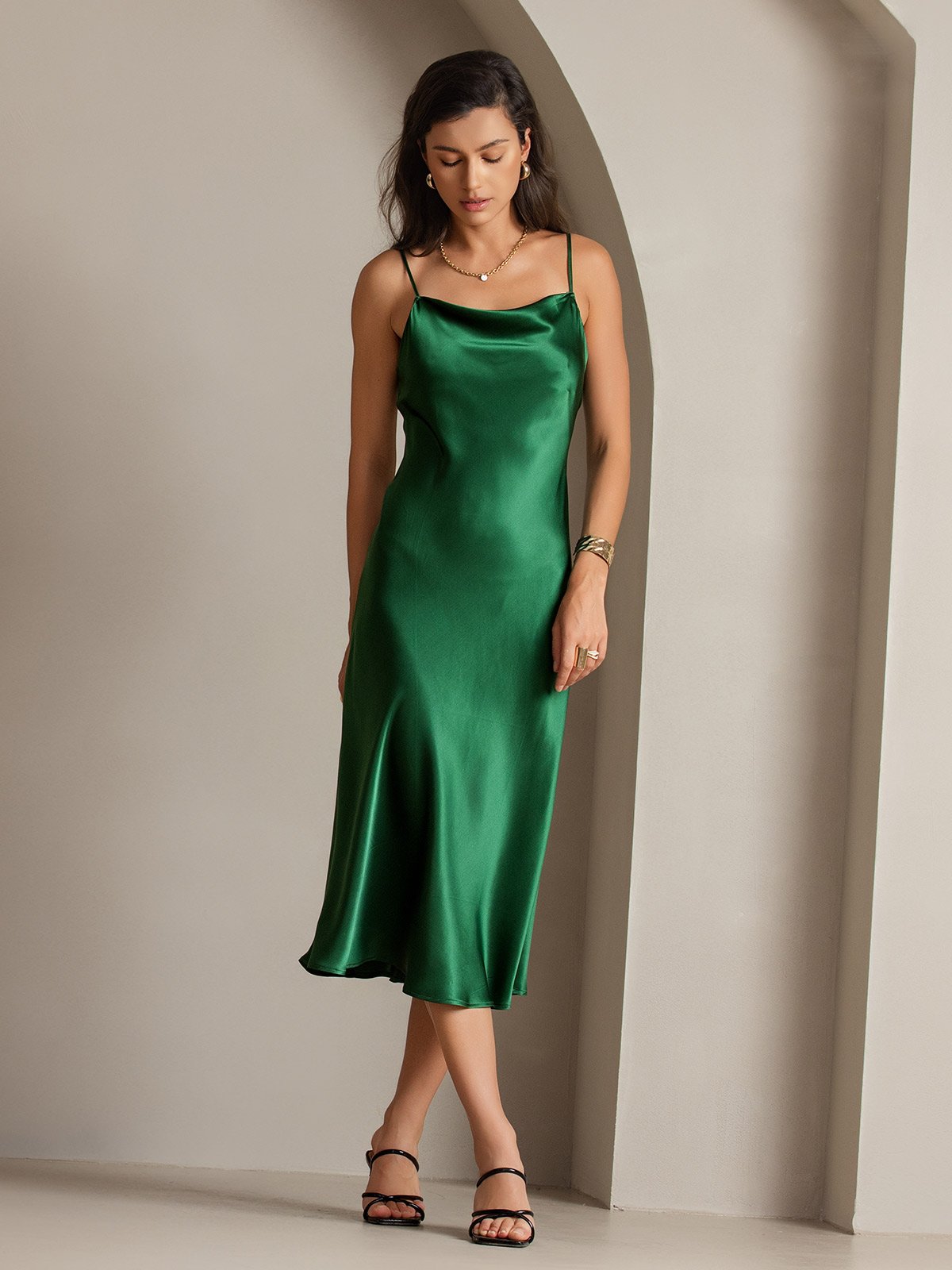 SERAPHINA - Langes Seidenkleid mit Spaghettiträgern für Damen