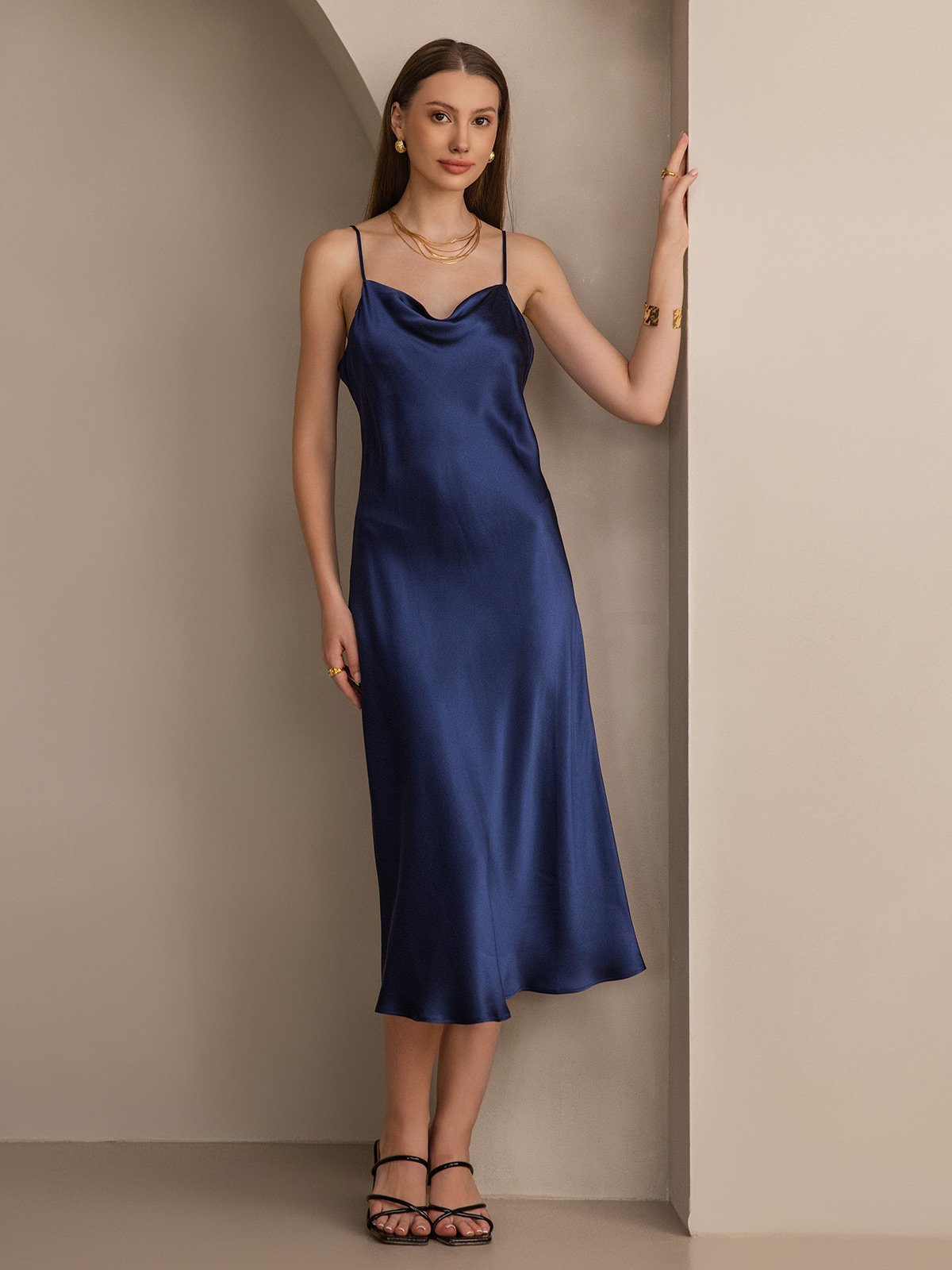 SERAPHINA - Langes Seidenkleid mit Spaghettiträgern für Damen