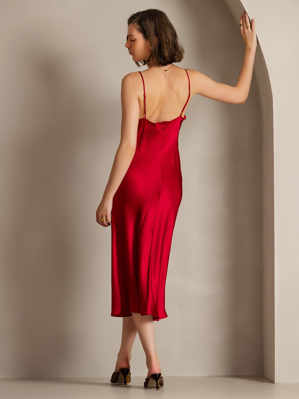SERAPHINA - Langes Seidenkleid mit Spaghettiträgern für Damen